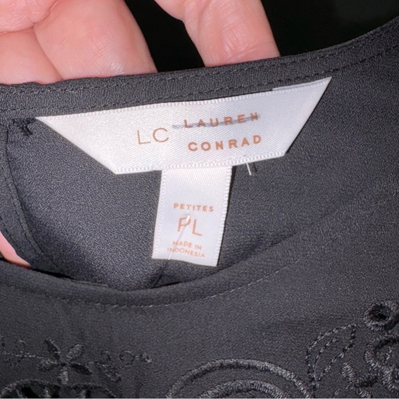LC Lauren Conrad Black Puff Sleeve Blouse, NWOT - Picture 4 of 5